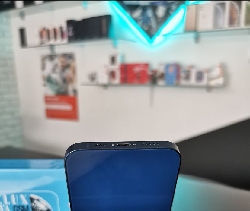 Iphone 12 / Black / 64/128 GB / DeluxGSM