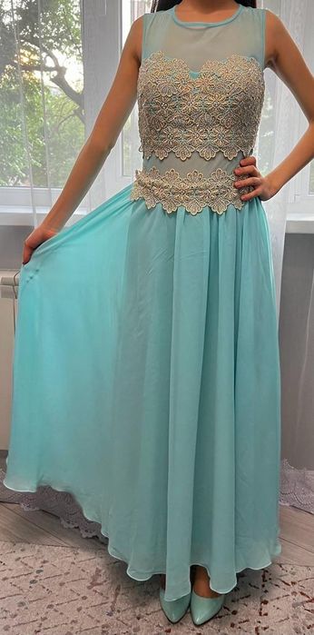 Платье с туфлями