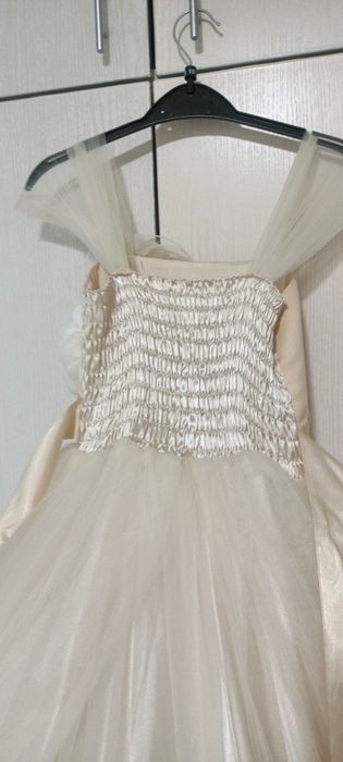 Rochie eleganta fete