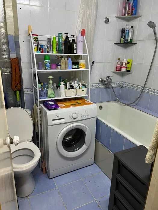 СРОЧНО Эко базар! Продается 2х-комнатная! Магазин Чимган 52м2!