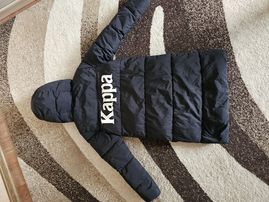 Куртка  для девочки 9-13 лет размер 146-152