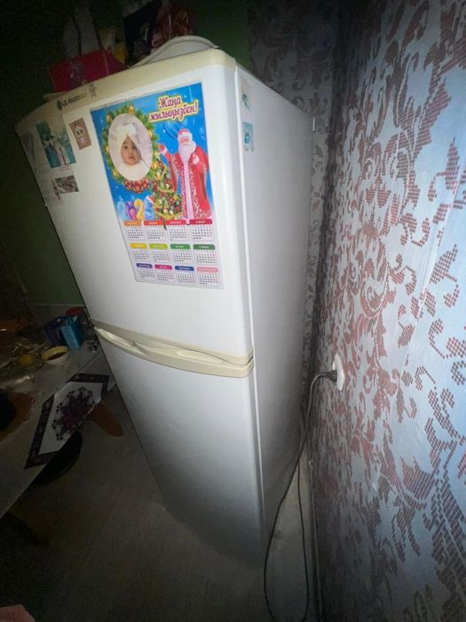 Продам холодильник рабочий