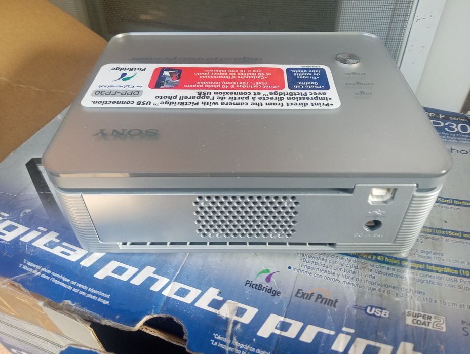 Sony digital photo printer