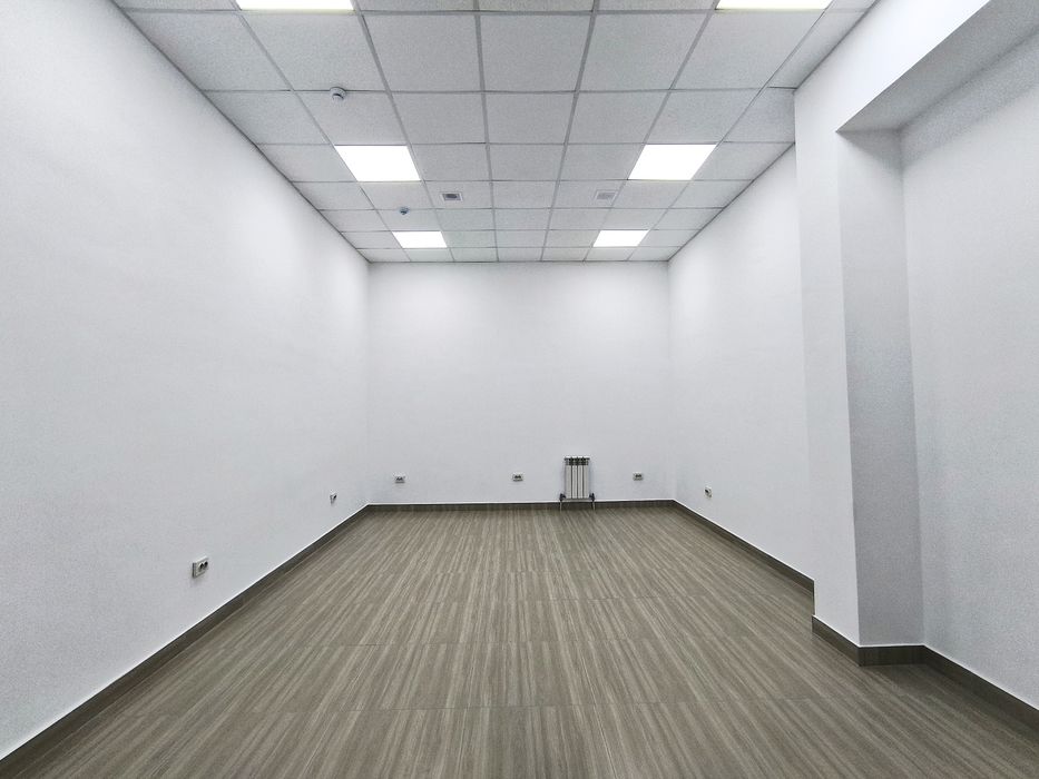 Продается коммерческое помещение  — 210 кв. Рядом трц Мега