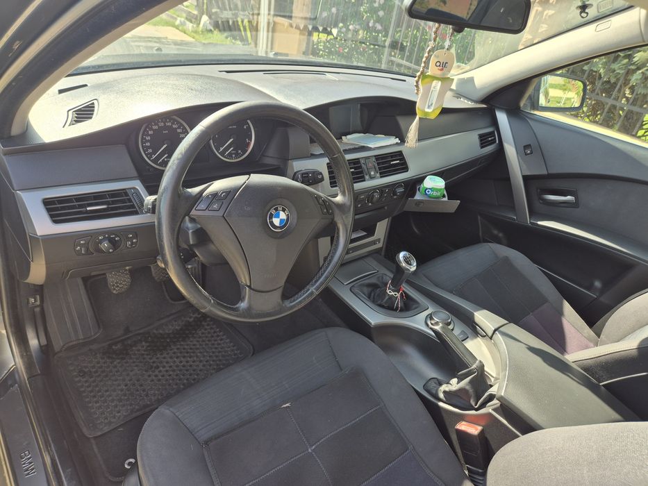 Vand BMW seria 5, an fabricatie 2006, stare buna functionare. Detalii la nr tel 0751098394, 0744479669