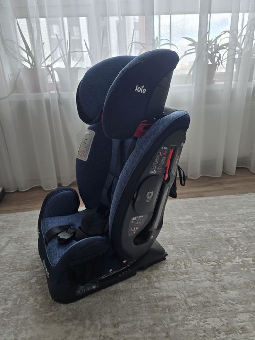Продам Автокресло Joie