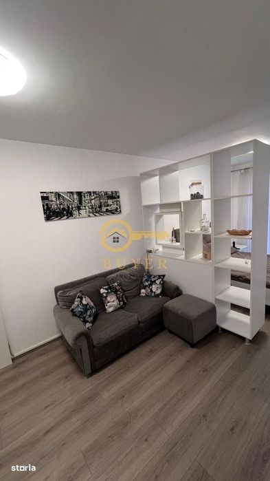 Garsoniera pe Pictor Brana, Selimbar- Etaj 1, loc de parcare privat
