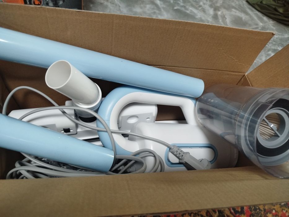 Пылесос TEWON WindFlow белый, голубой