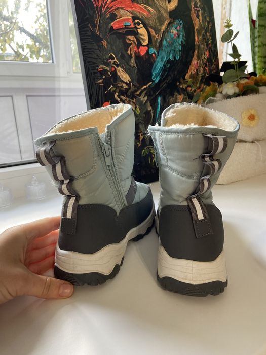 Зимние сапожки на девочку