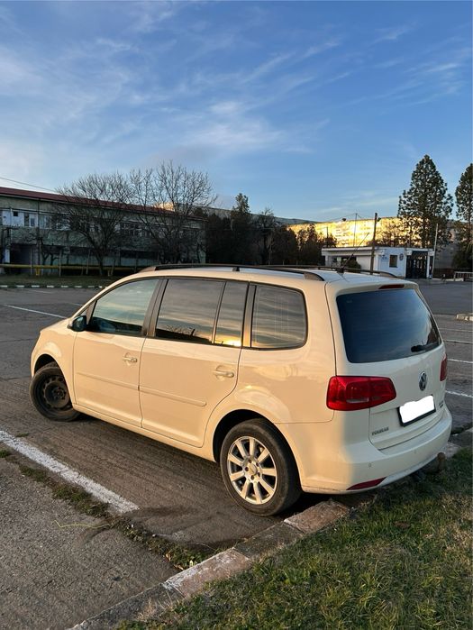 Vând VW Touran 2012, 7 locuri, 318436 km - reali, 2.0 TDCI, 140CP