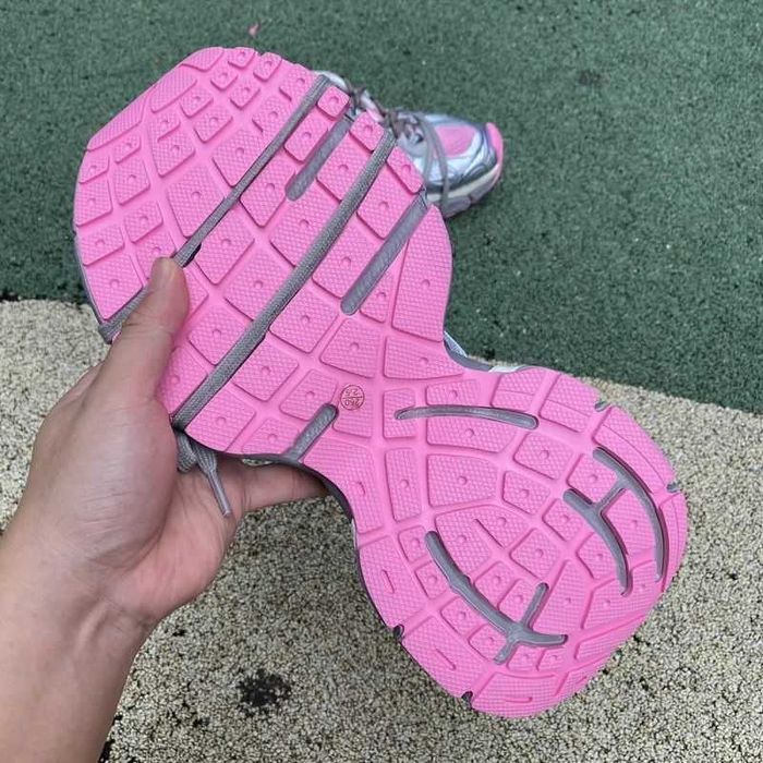Balenciaga 3XL - Pink/Tan