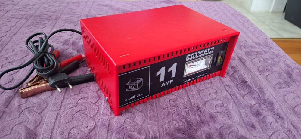 Зарядно за акумулатор -ABSAAR 11A.Немско