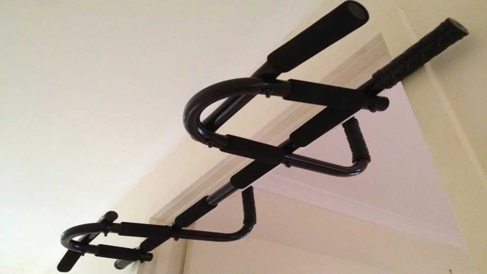 Турник в дверной проем FitTop td3