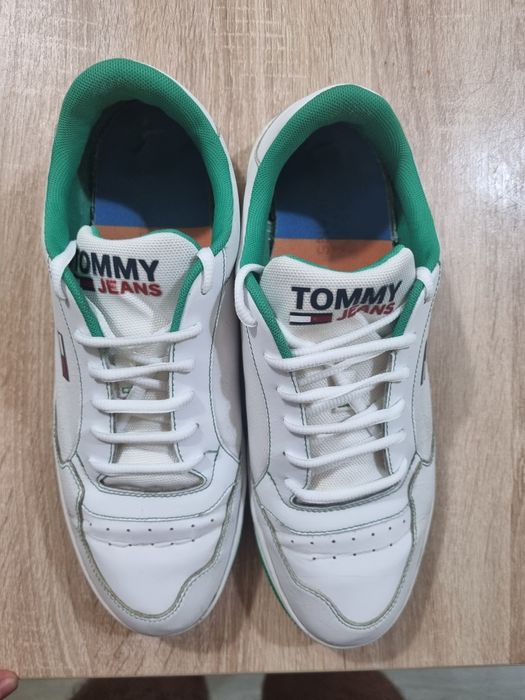 Adidasi Tommy Jeans m44