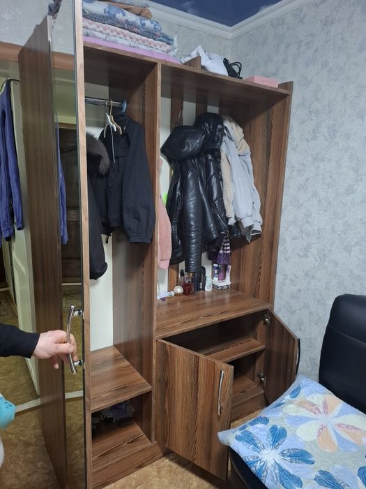 Продам  прихожку