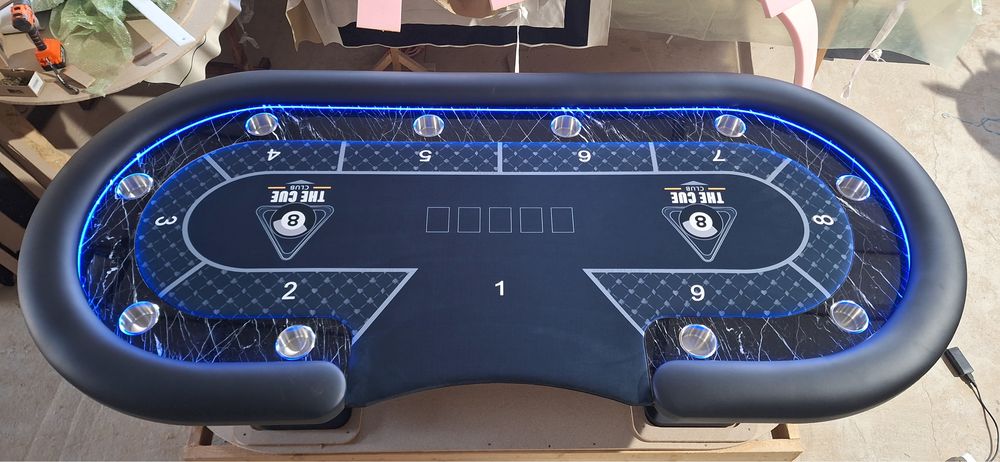 Masa de poker cu banda led CustomTables.eu urgent la comanda