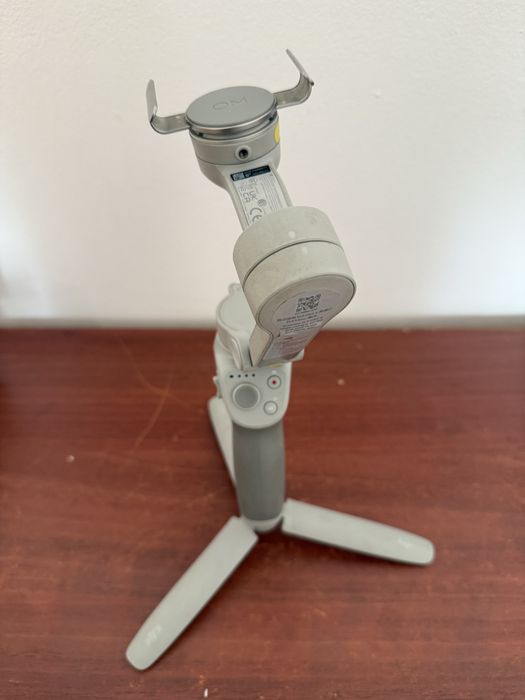 Продаеться стабилизатор  DJI OM 4 SE