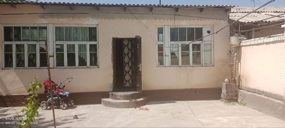 Ишончда котедж сотилади