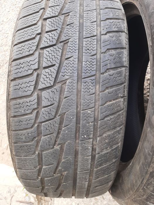 Продам шины 225/50/17