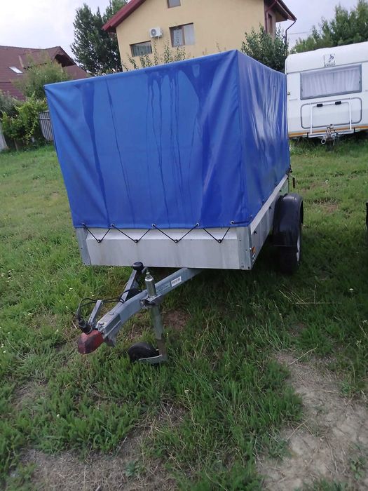 Remorcă 750 kg aproape nouă doar 3 utilizari