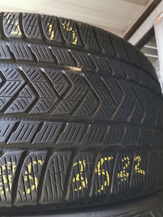 285 35 22 anvelope de iarna Pirelli Audi Q7 SQ7 Porsche Cayenne Vw Tou