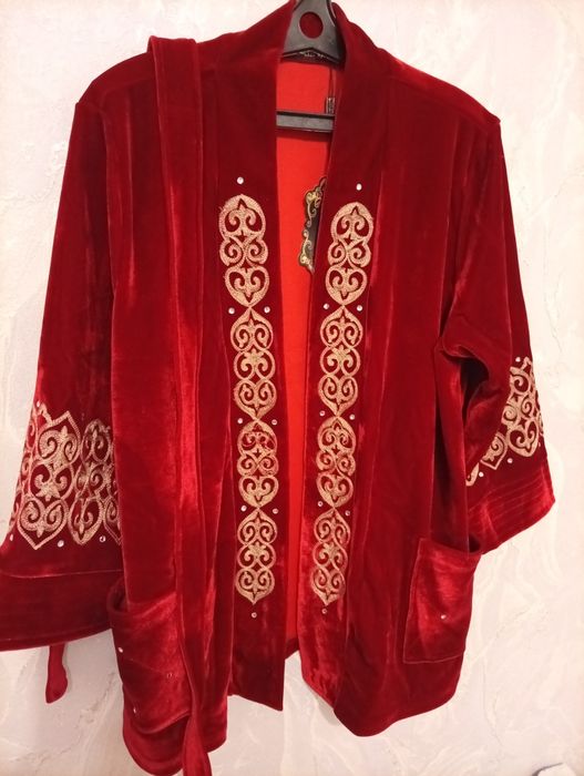 Продам камзолы-кимоно 10 тыс