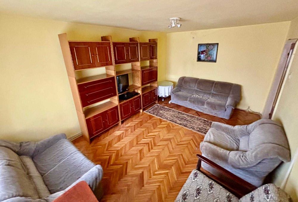 Vand apartament 3 camere zona Vitrometan Medias