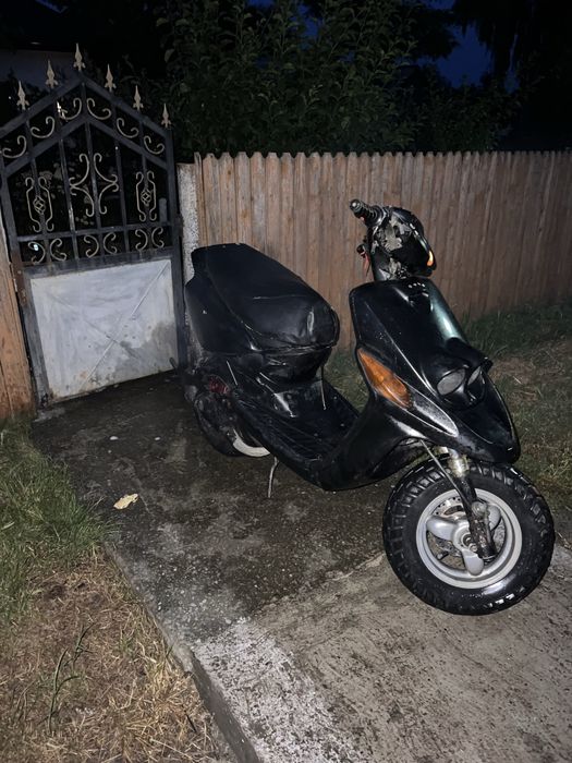 Scuter yamaha mbk 49