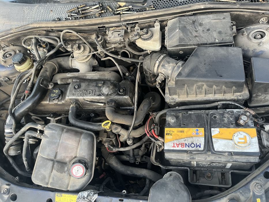 Форд фокус 1.8 90 к.с