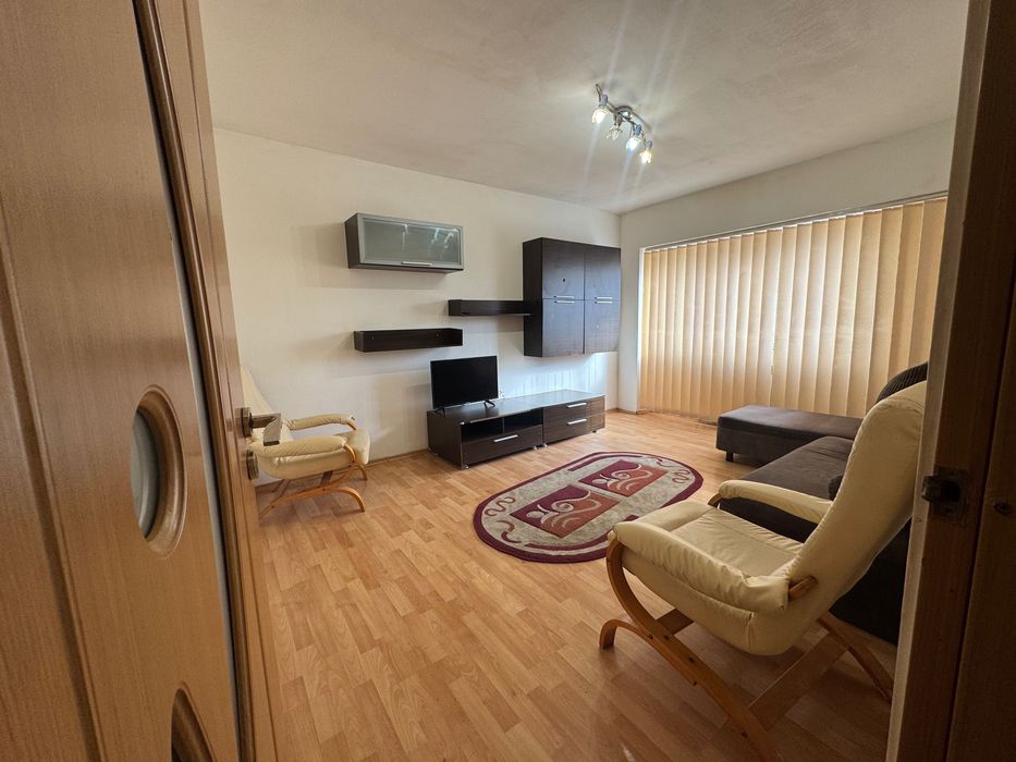 Dacia, 3 camere, decomandat