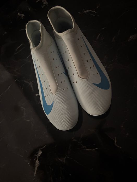 Ghete fotbal Marimea 42