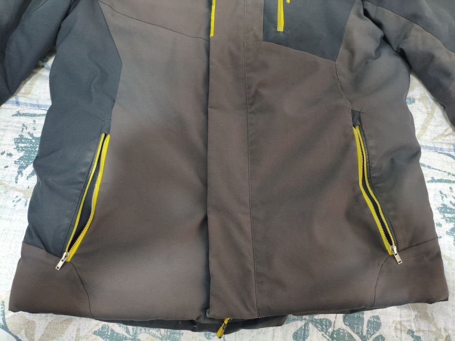 Продаю мужскую куртку