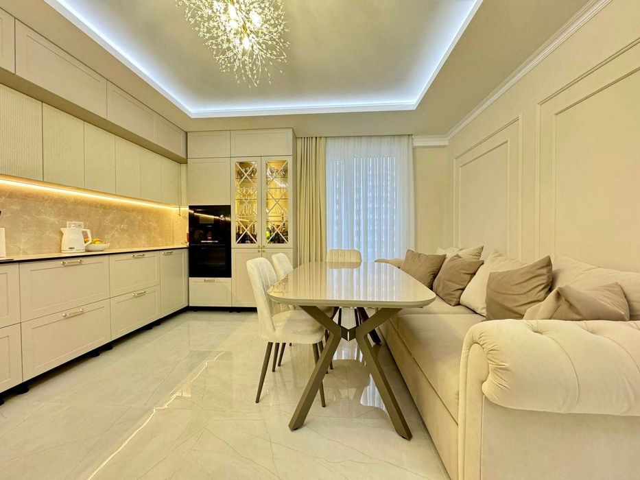 Дава се под наем Тристаен апартамент в Пловдив, Кършияка - 75 кв.м за 400 € - Снимка #4