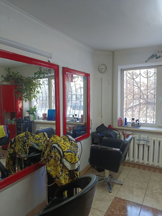 Продам  четыре зеркала