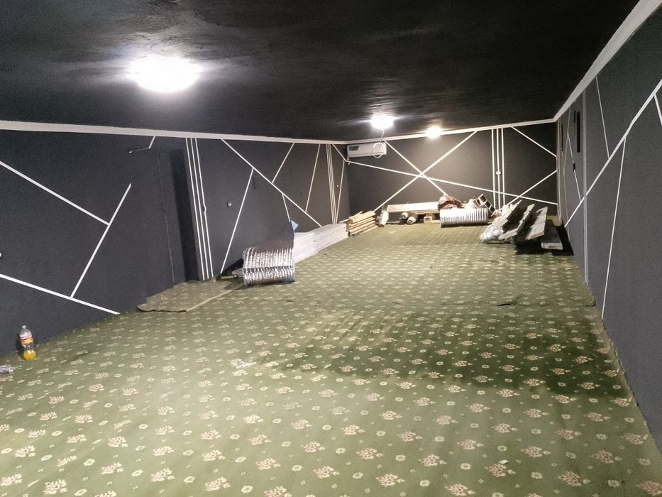 Gilam sotiladi razmeri 5,20ga 4 metr 4dona bor    Narxi 850.000donasi