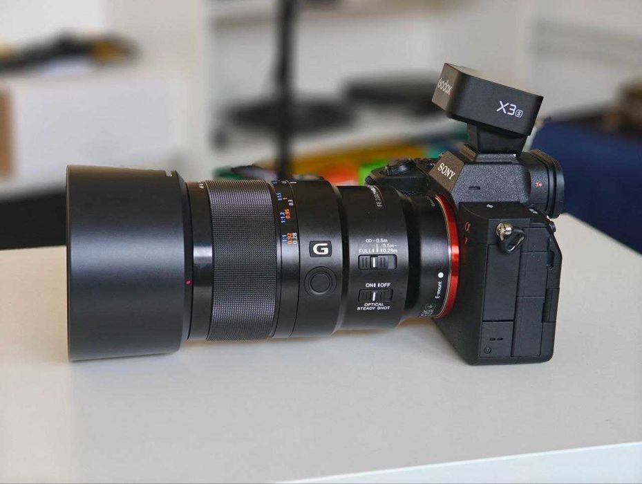 Фотоапарат Sony a7 IV + Sony FE 2.8/90 Macro G OSS + Sony FE 24-70 f/4 + осветление и аксесоари