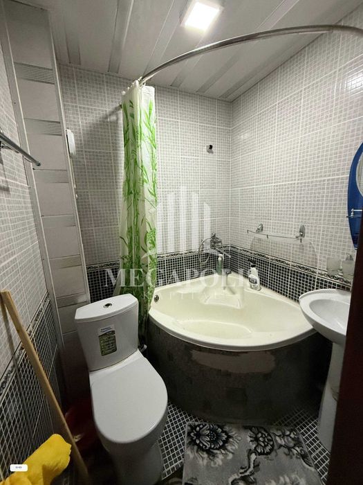 Buxoro Pridastgirda 1 xonali kvartira arzon narxda sotiladi.№433