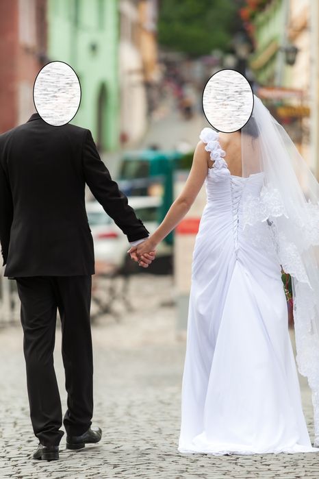 Vand Rochie de Mireasa