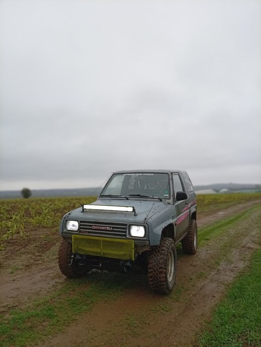 Daihatsu Feroza 1.6