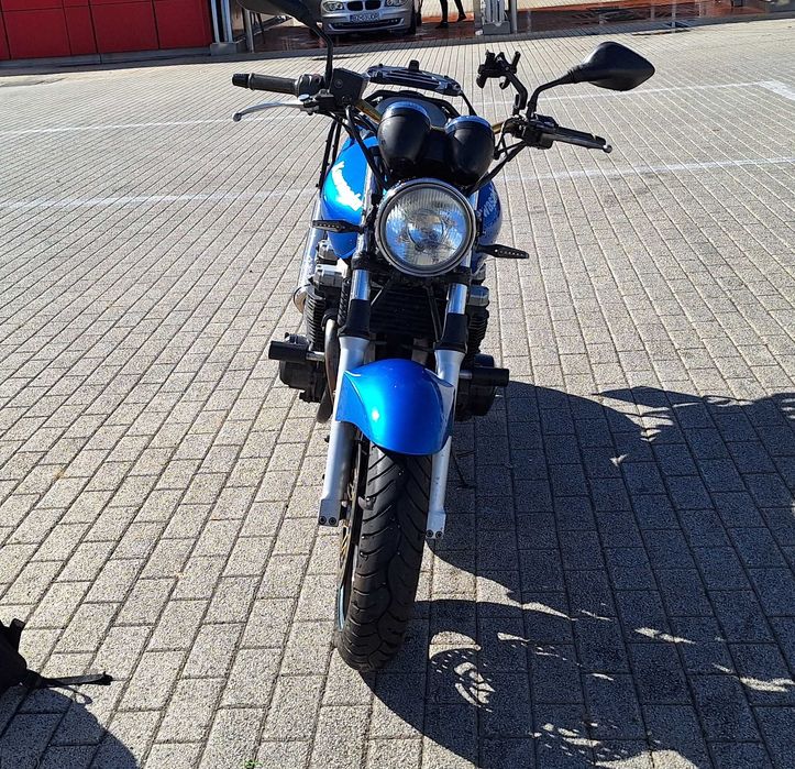 Kawasaki ZR-7 750 cm3