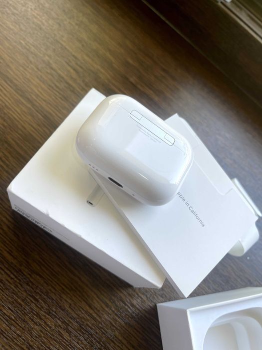 Airpods Pro 3 ORIGINAL YANGI, 1 kun ishlatilgan , kafolat 1 oy