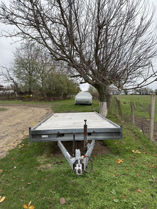 продавам платформа за кола