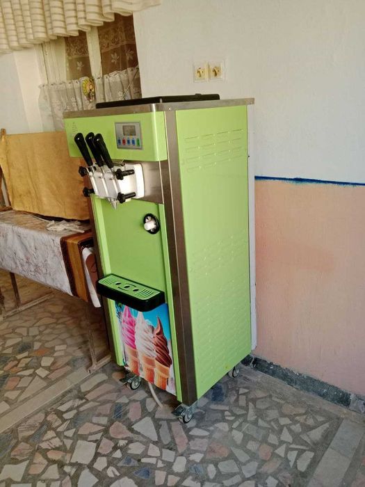 Мороженое аппарат (фризер)