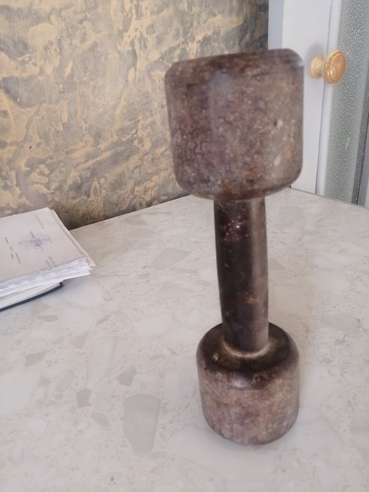 Гантель продаётся