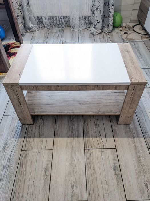 Masuță de cafea/ sufragerie