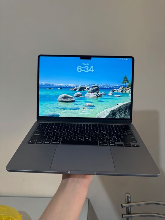 Macbook air m2 space grey