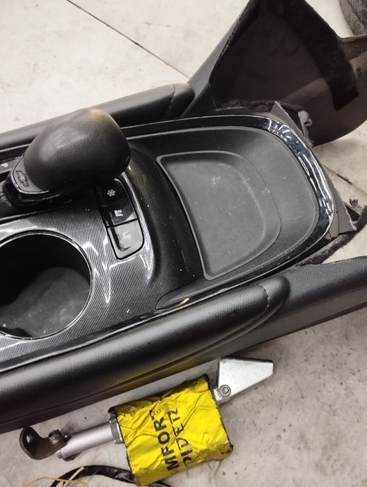 Neksiya 3 ga malibu bar 700 ming