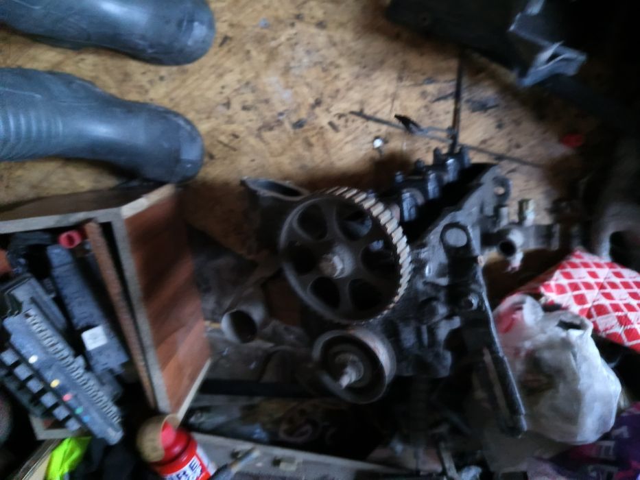 Эбу гольф 3  головка блока 1.8