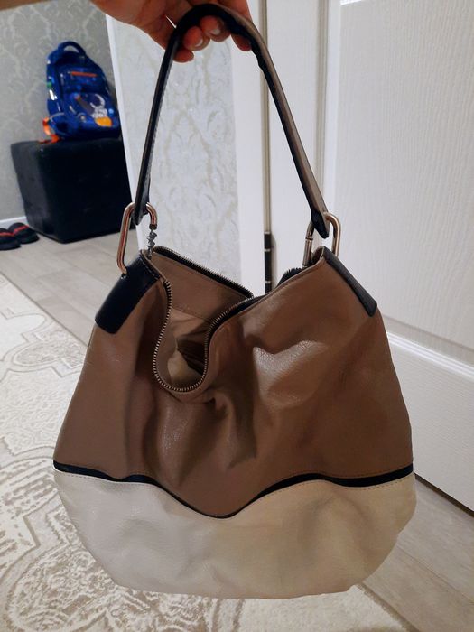 Продам сумки материал кожа