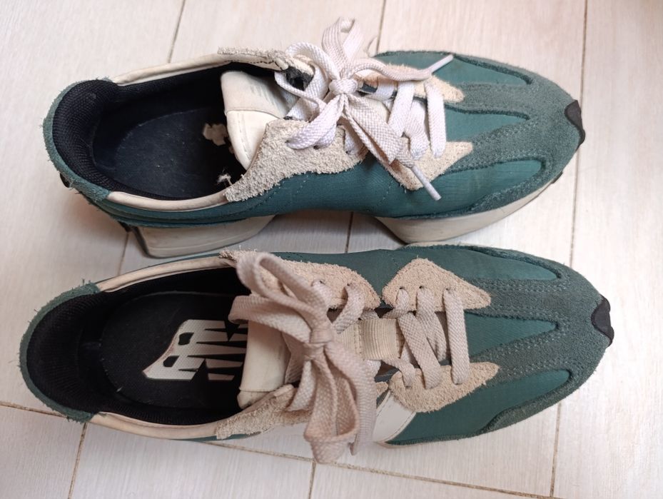 Дамски обувки New Balance - 327 Classics, зелени/бели